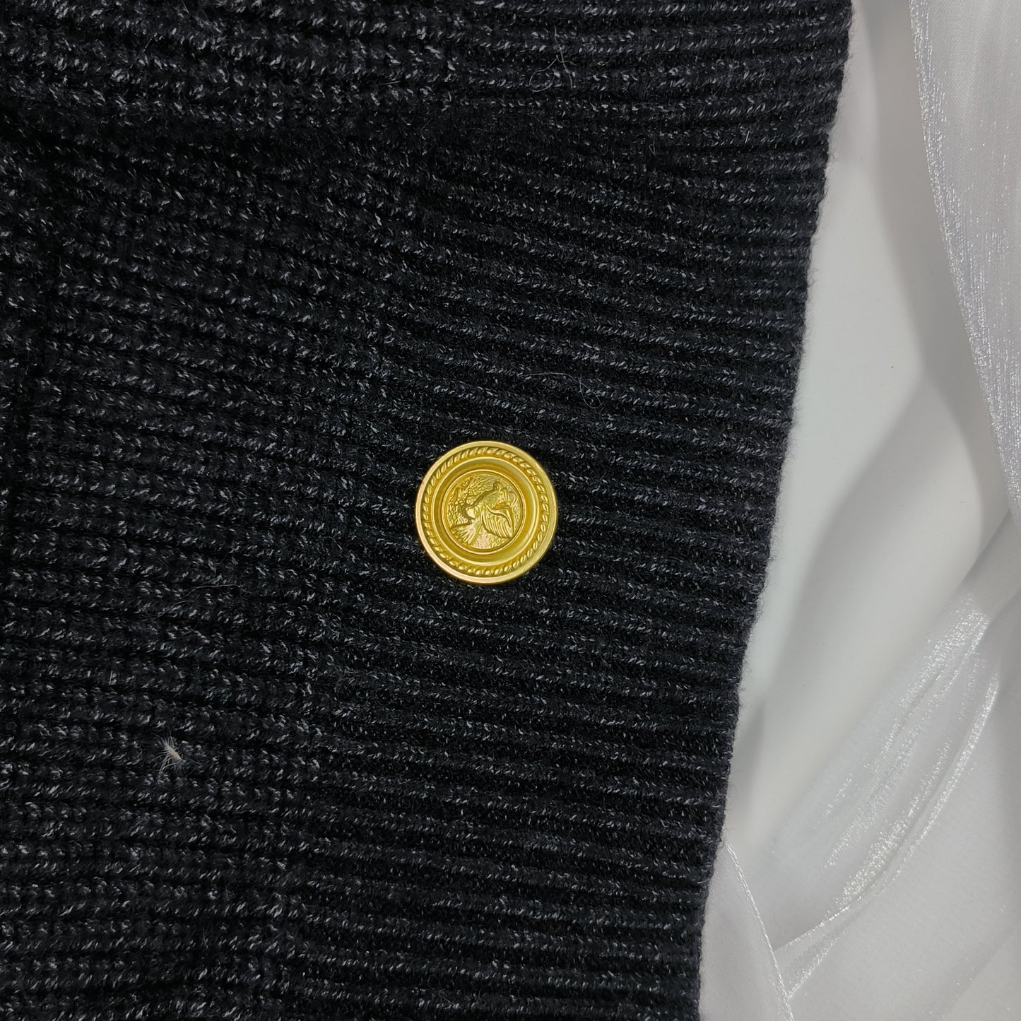 Original Design Gold Versatile British Style Metal Button