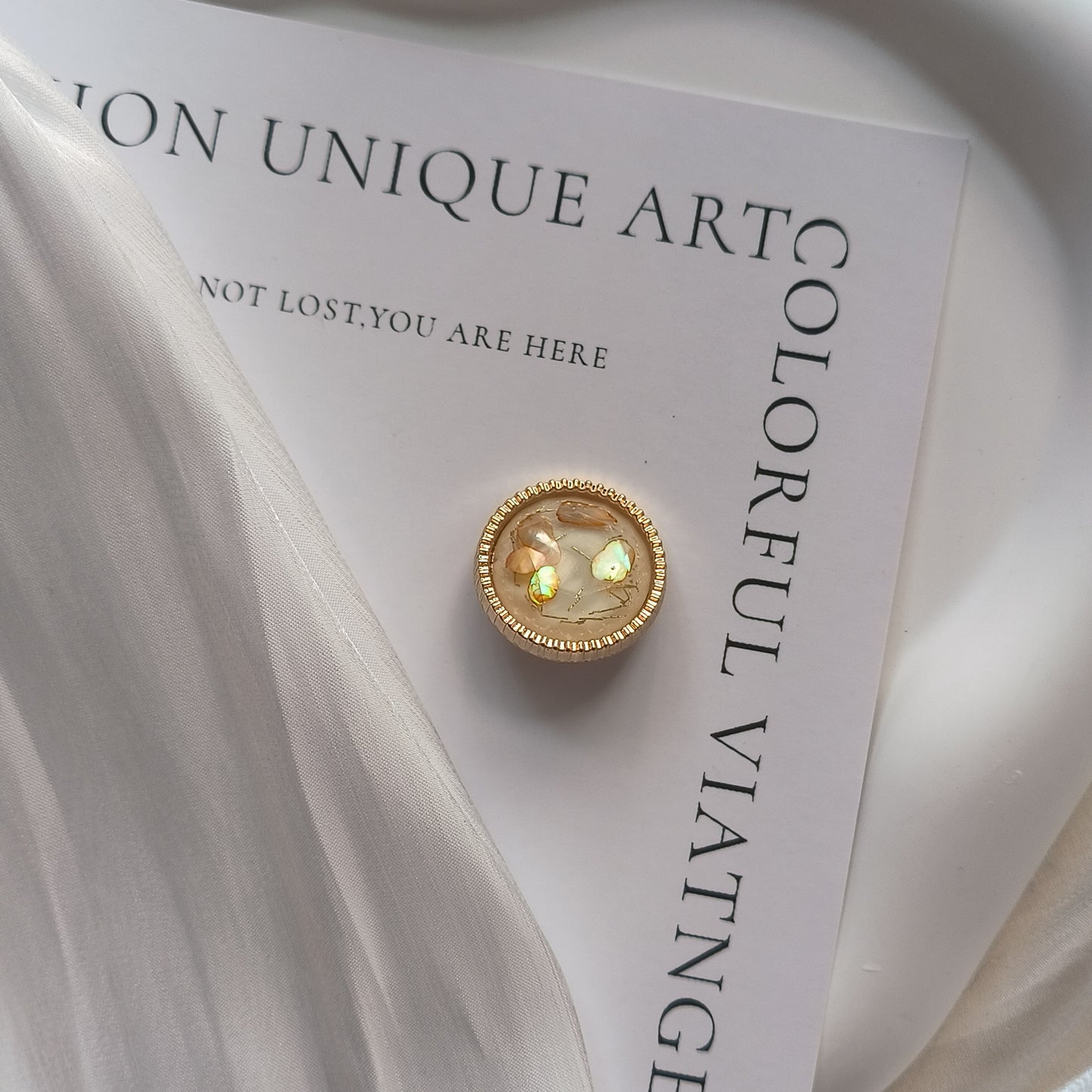 Original Design High-class Transparent Fashion Dress Buttons